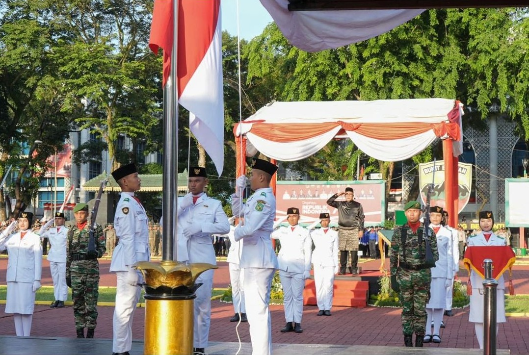 Upacara Penurunan Bendera HUT Republik Indonesia Ke- 78 Tahun 2023